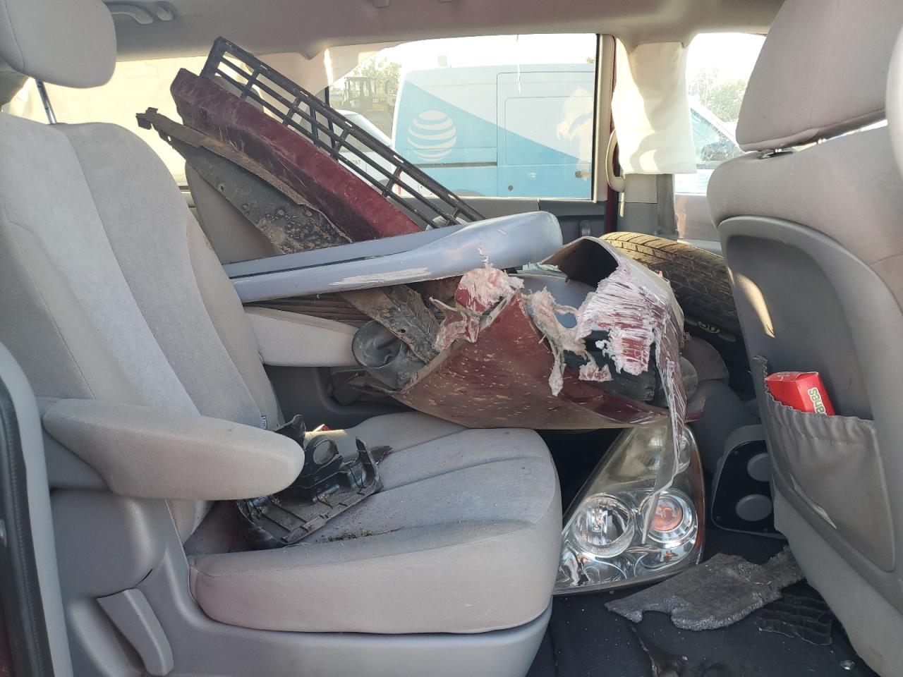 2010 Kia Sedona Lx VIN: KNDMG4C38A6351487 Lot: 81090945