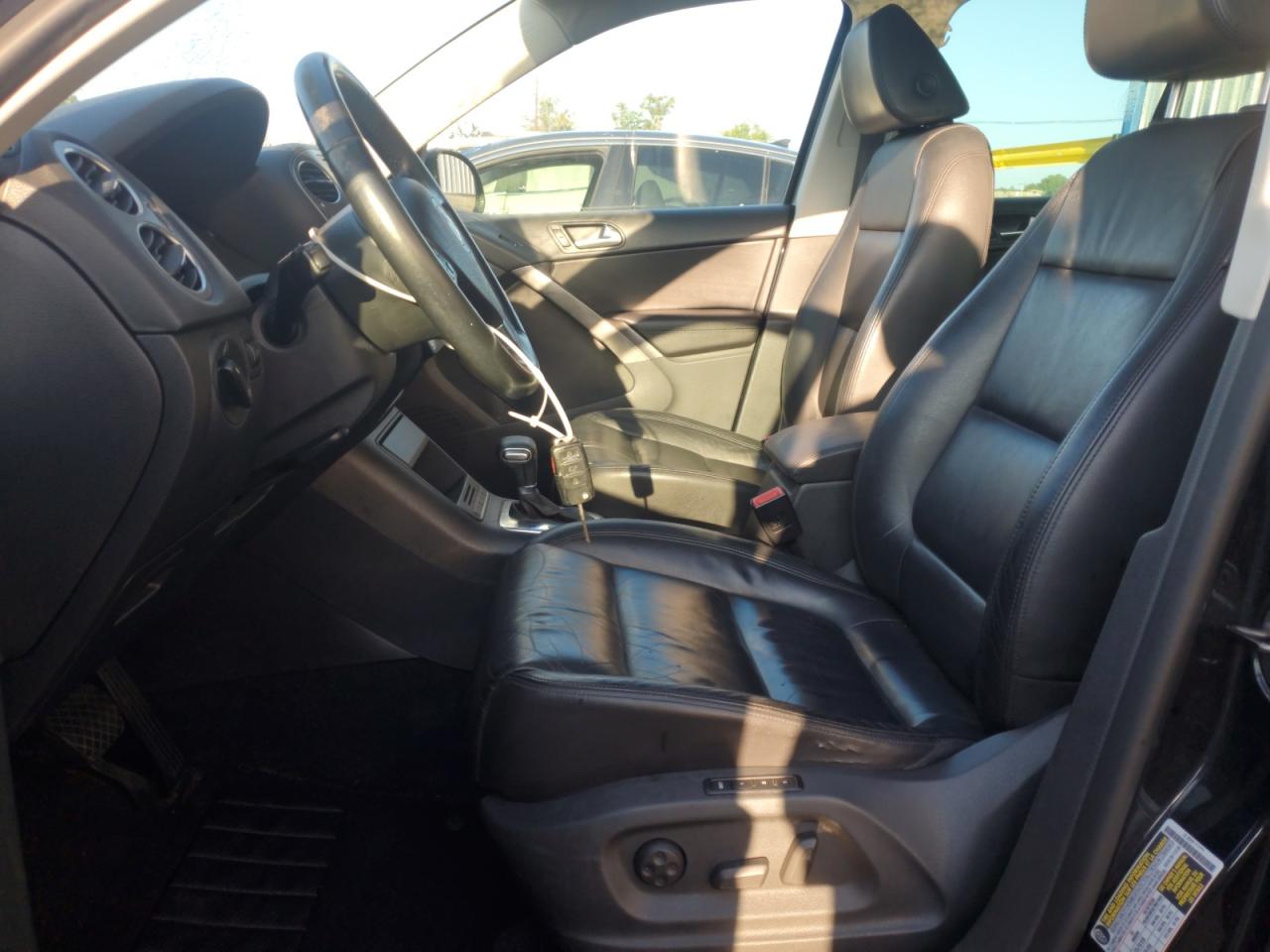 2010 Volkswagen Tiguan Se VIN: WVGBV7AX7AW510192 Lot: 83803615