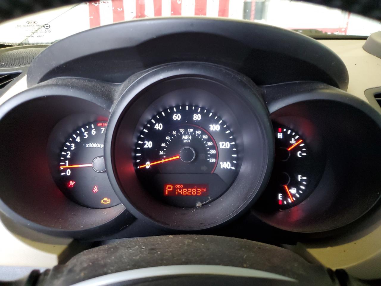 2010 Kia Soul + VIN: KNDJT2A28A7044196 Lot: 81908355