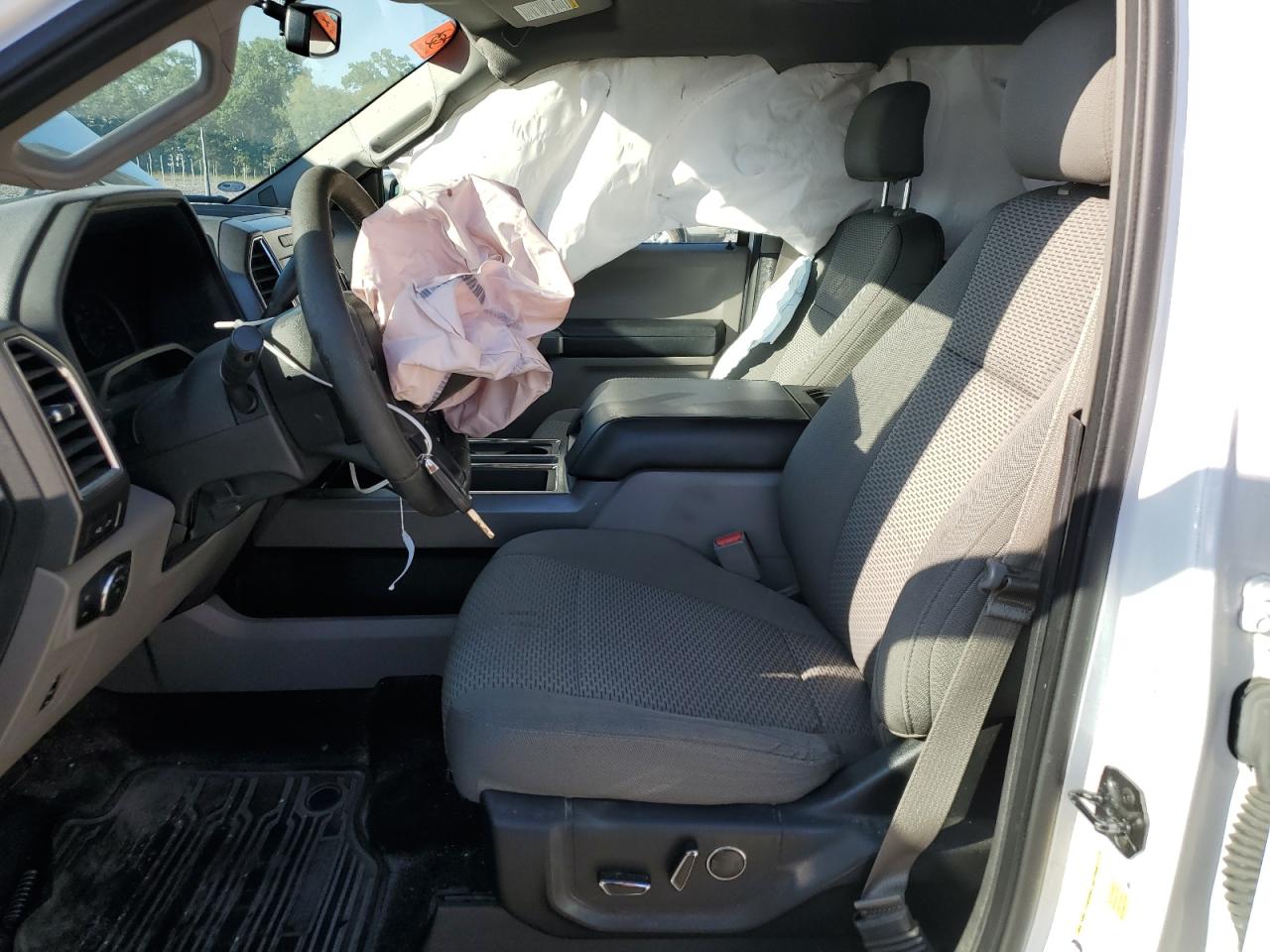 2016 Ford F150 Supercrew VIN: 1FTFW1EGXGKD75977 Lot: 81499845