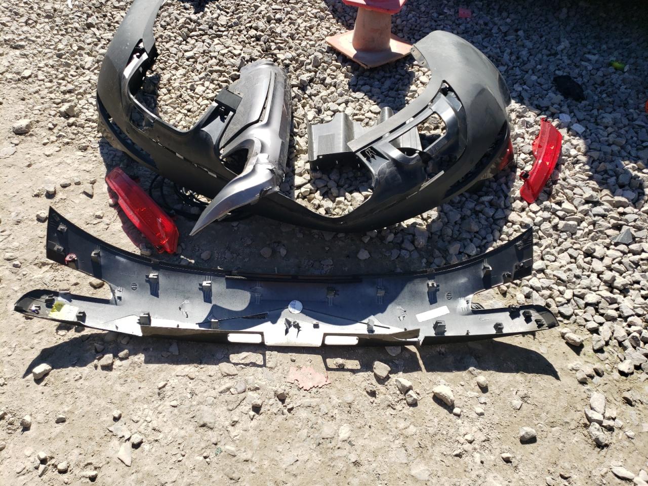 2022 Kia Telluride S VIN: 5XYP6DHC0NG323730 Lot: 80987135