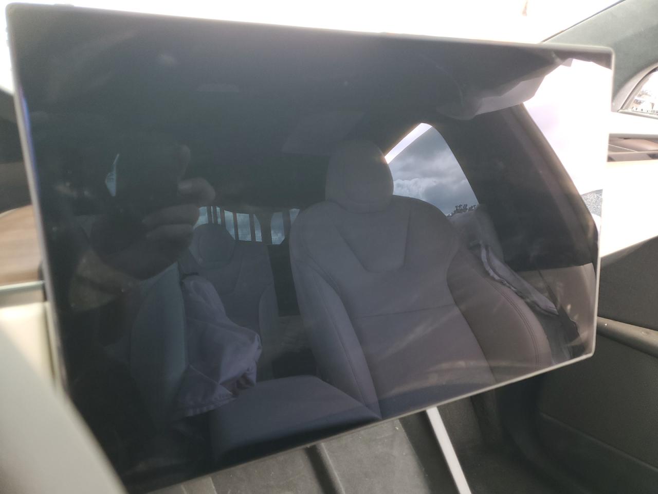 2026 Tesla Model X VIN: 7SAXCAE54TF475868 Lot: 71597825