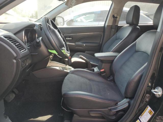 MITSUBISHI OUTLANDER 2024 Czarny
