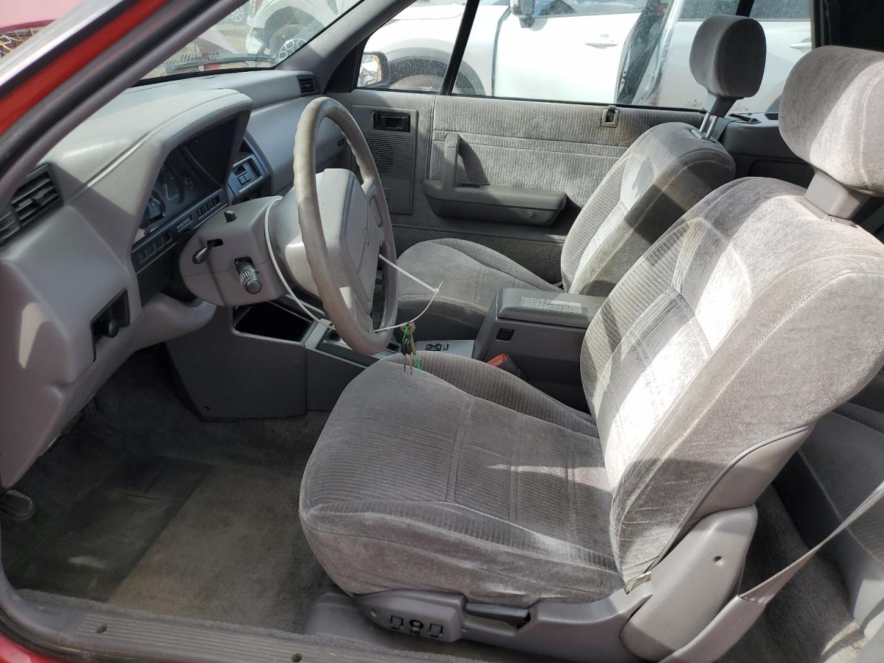 1992 Dodge Shadow Es VIN: 3B3XP6535NT307580 Lot: 80360785