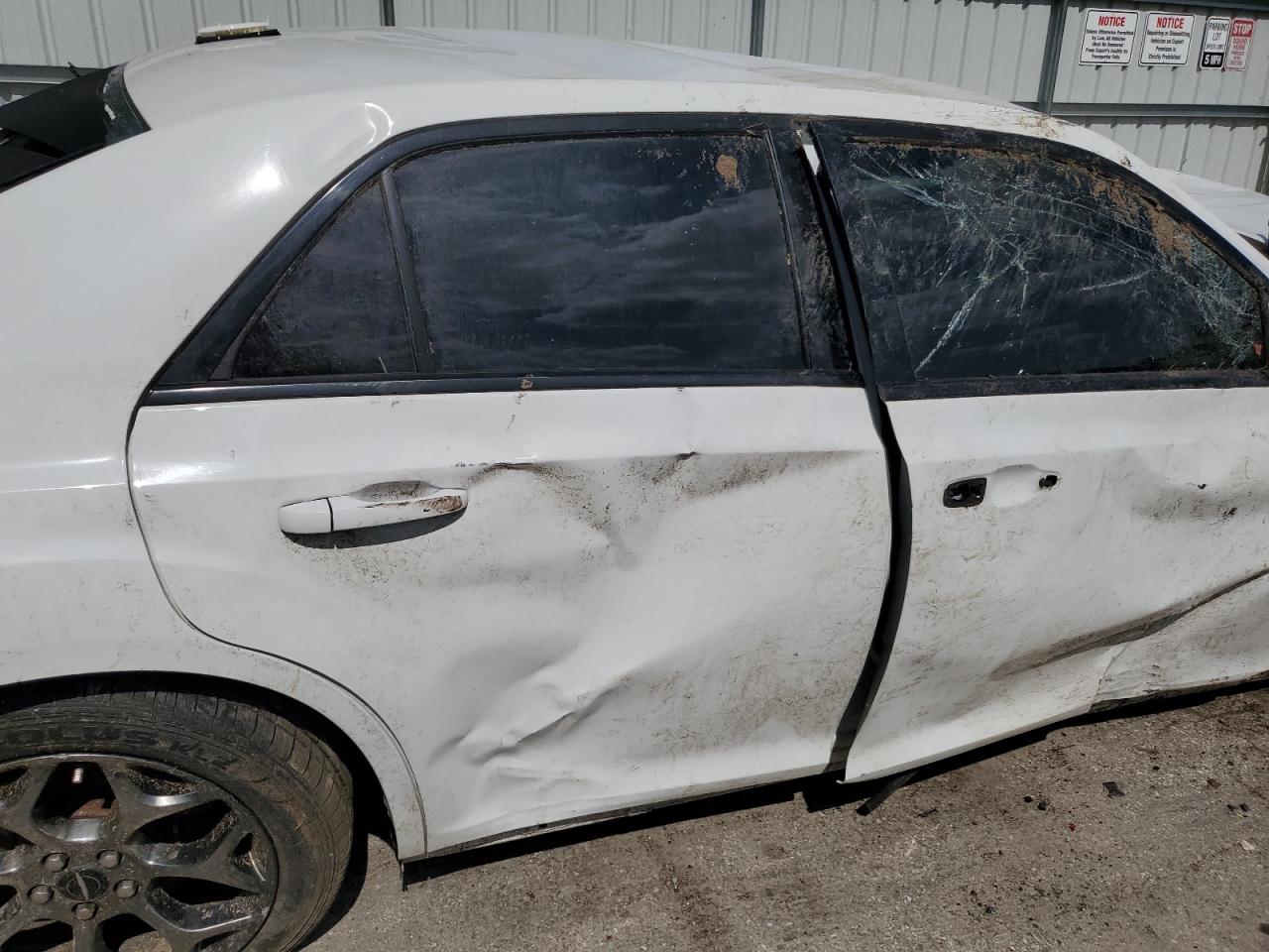 2016 Chrysler 300 S VIN: 2C3CCAGG9GH182739 Lot: 71177665