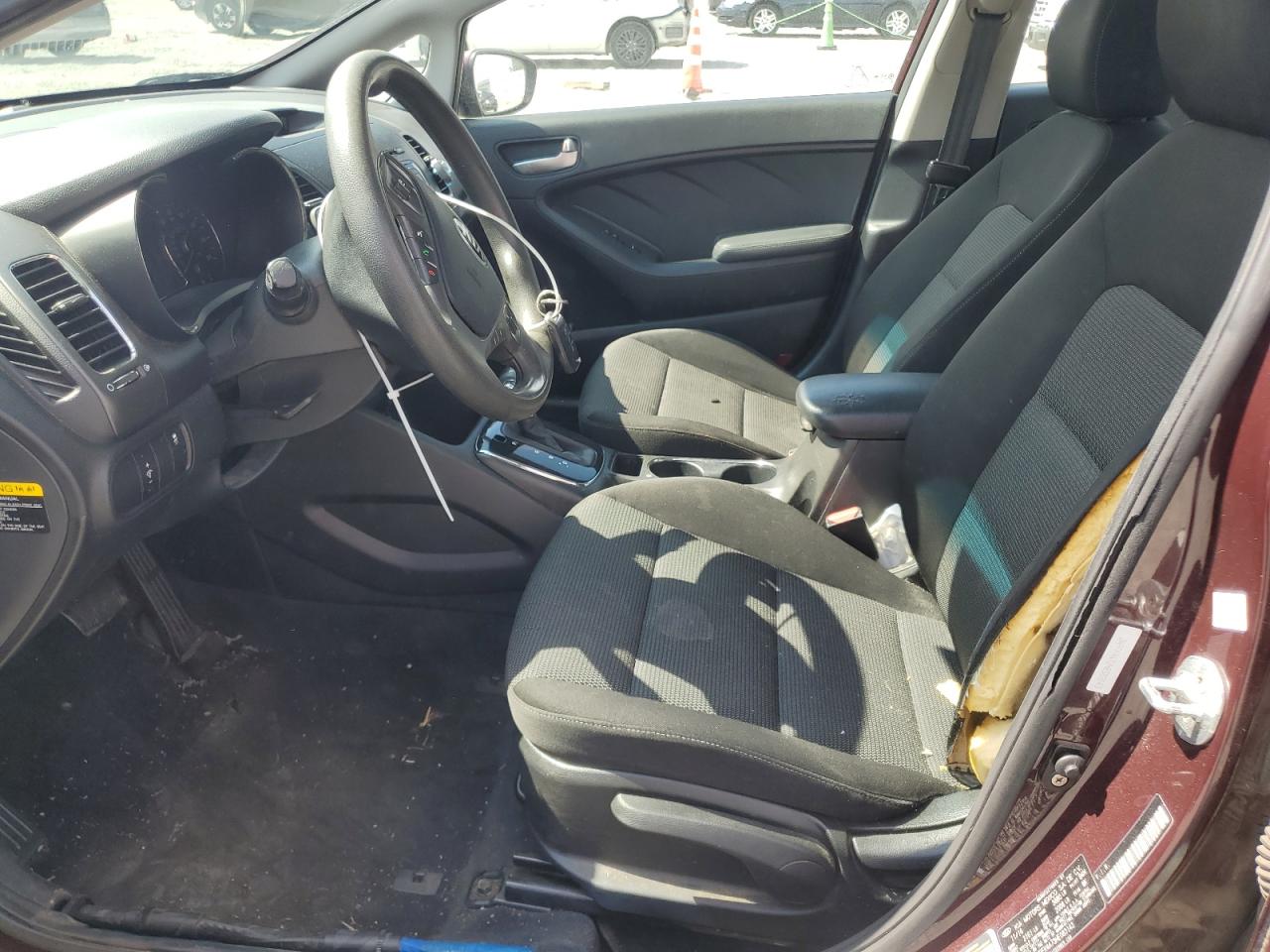 2017 Kia Forte Lx VIN: 3KPFK4A73HE083143 Lot: 83803935