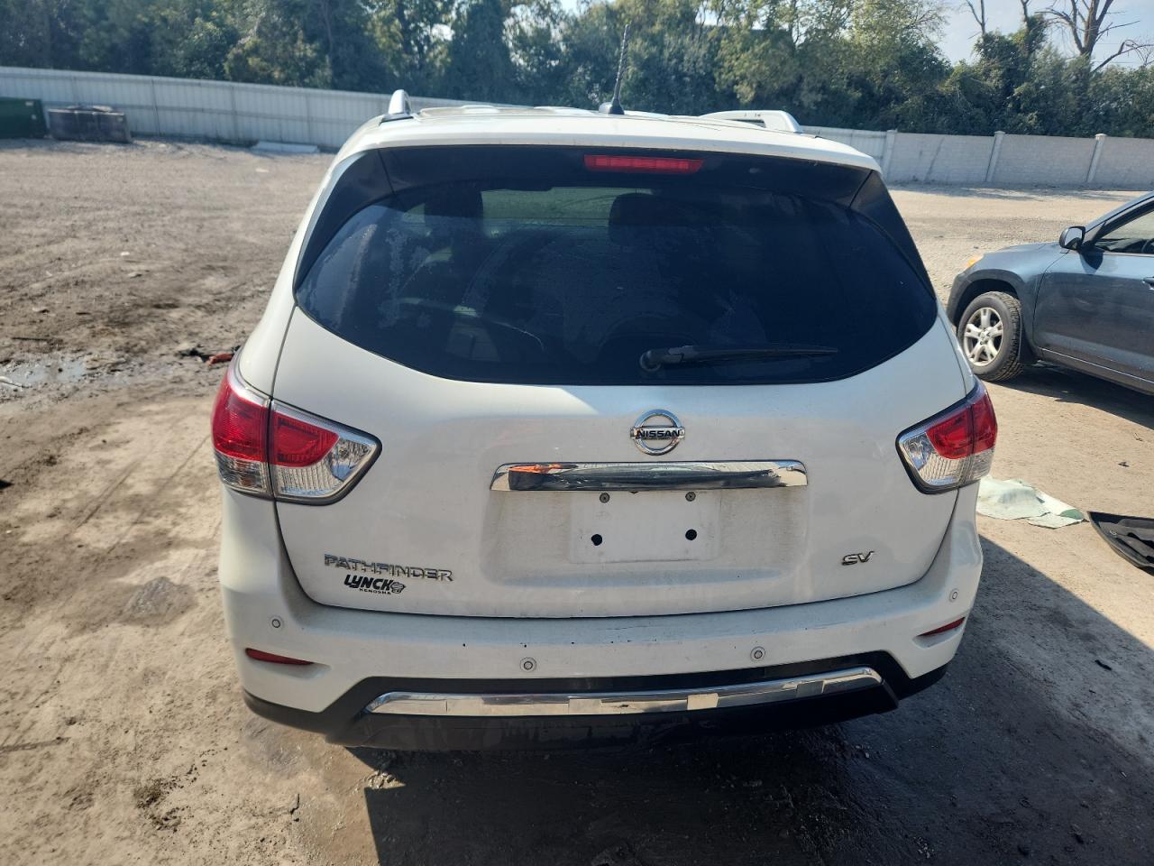 2016 Nissan Pathfinder S VIN: 5N1AR2MN0GC636563 Lot: 80796505