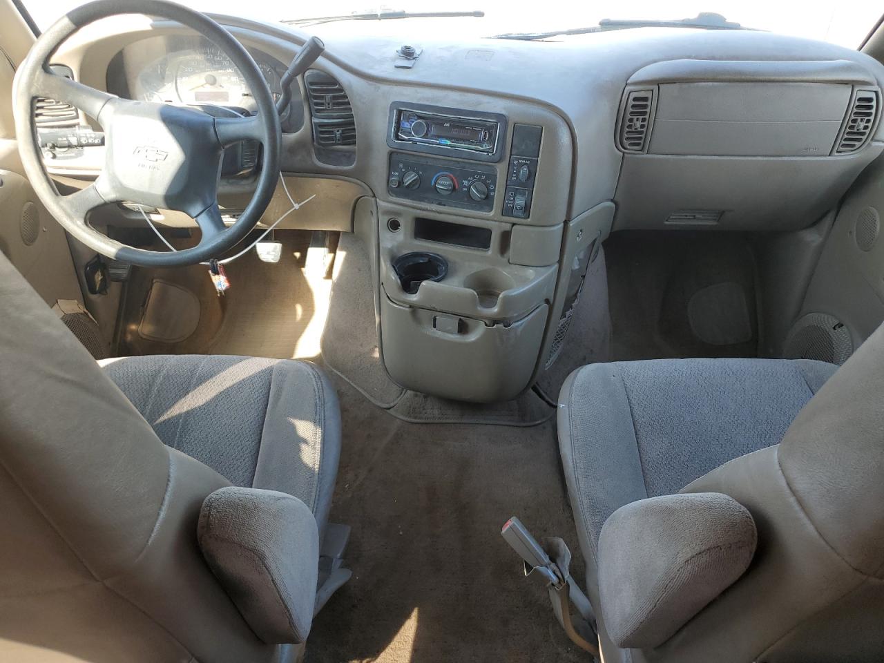 2000 Chevrolet Astro VIN: 1GNEL19W8YB162895 Lot: 71609335