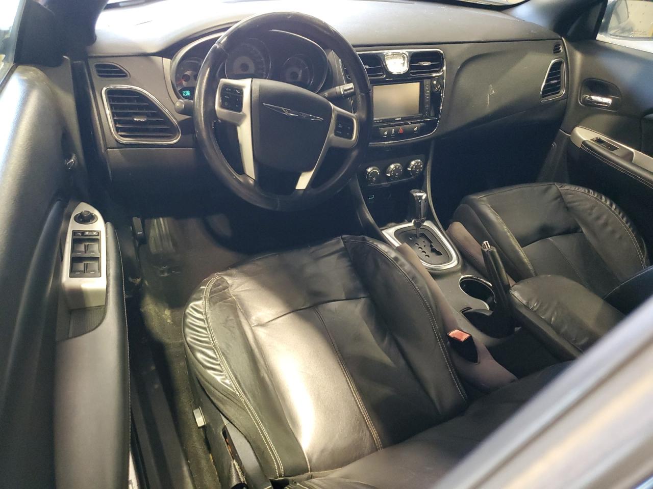 2012 Chrysler 200 Limited VIN: 1C3BCBFG7CN233353 Lot: 72024515