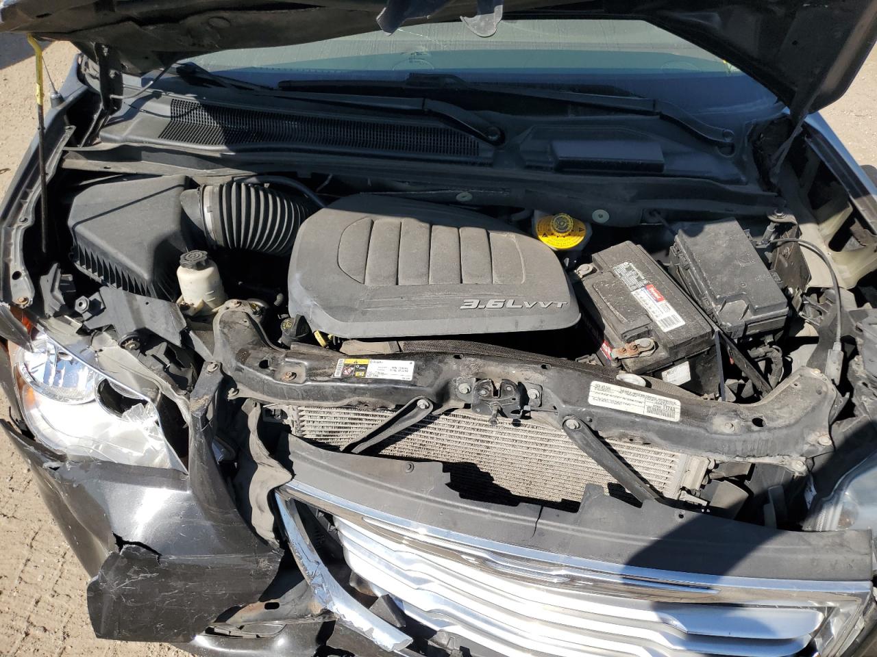 2015 Chrysler Town & Country Touring L VIN: 2C4RC1CG9FR674756 Lot: 81879395