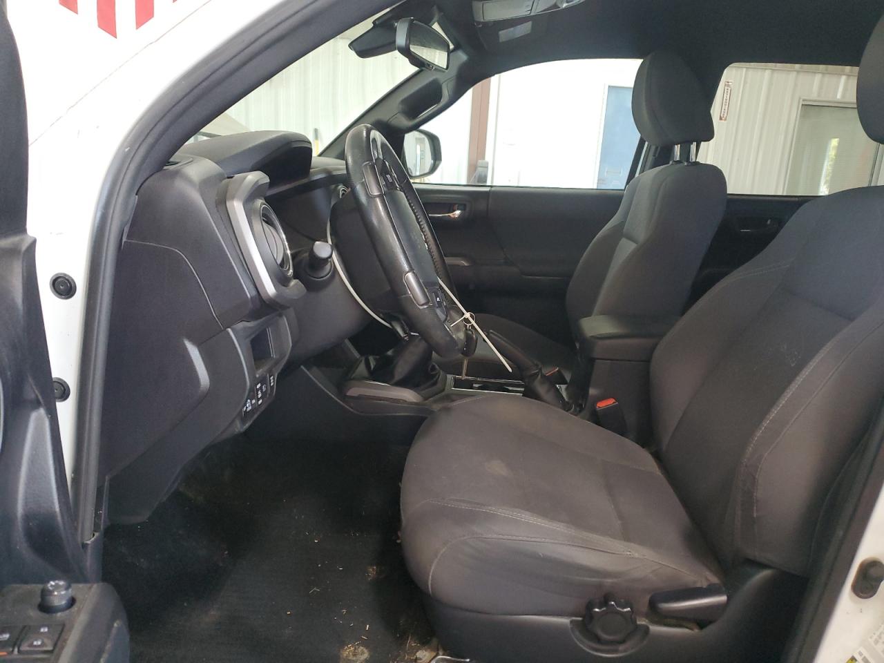 2019 Toyota Tacoma Double Cab VIN: 5TFCZ5AN2KX182305 Lot: 71986095