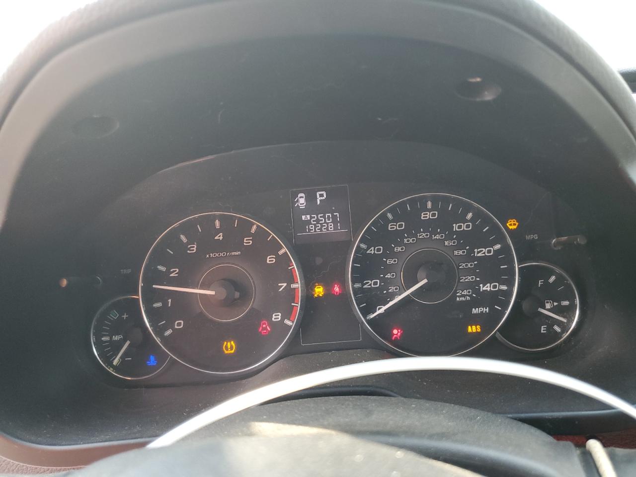 2011 Subaru Legacy 2.5I VIN: 4S3BMCA61B3213414 Lot: 71589825