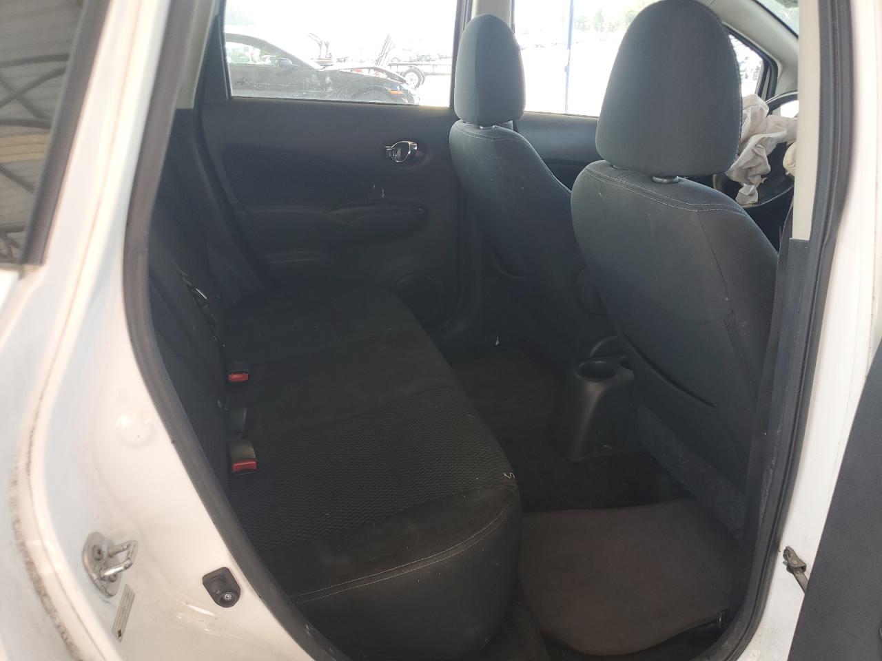 2015 Nissan Versa Note S VIN: 3N1CE2CP4FL375889 Lot: 81706075