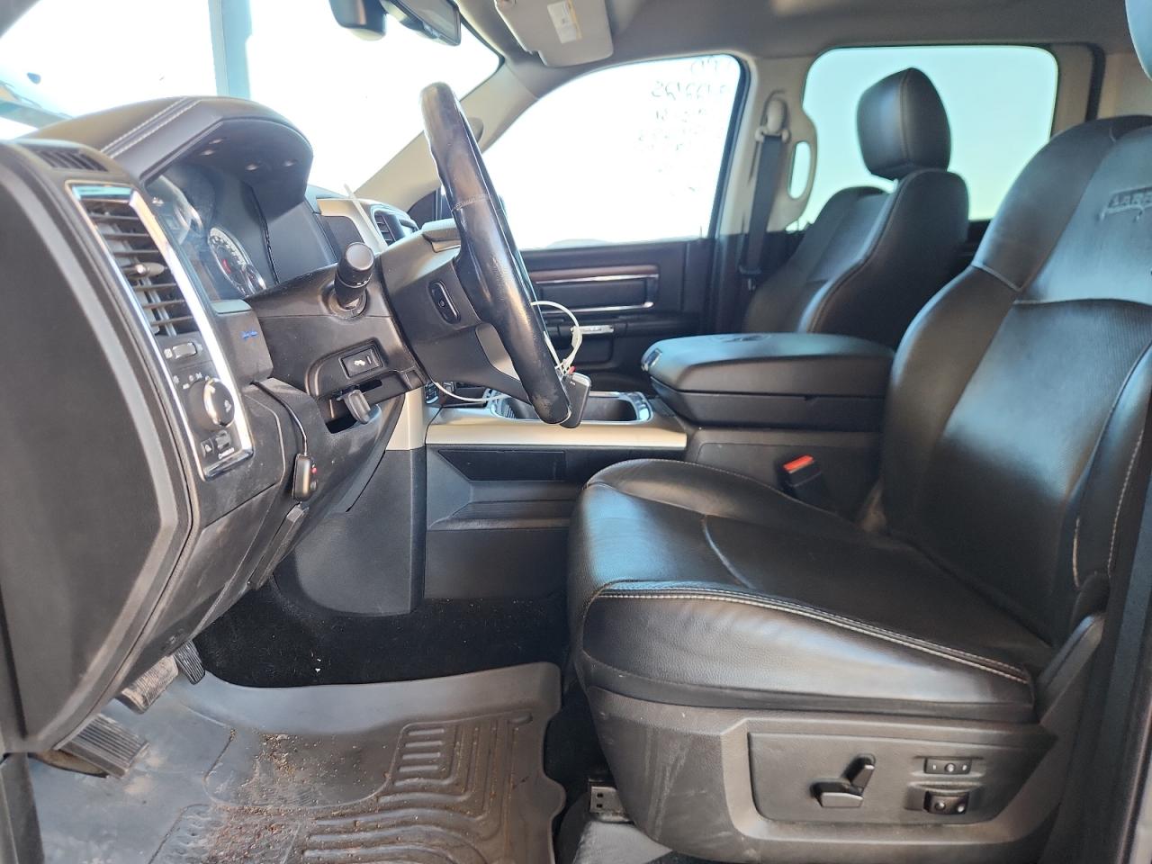 2016 Ram 1500 Laramie VIN: 1C6RR7NT8GS385905 Lot: 81469445