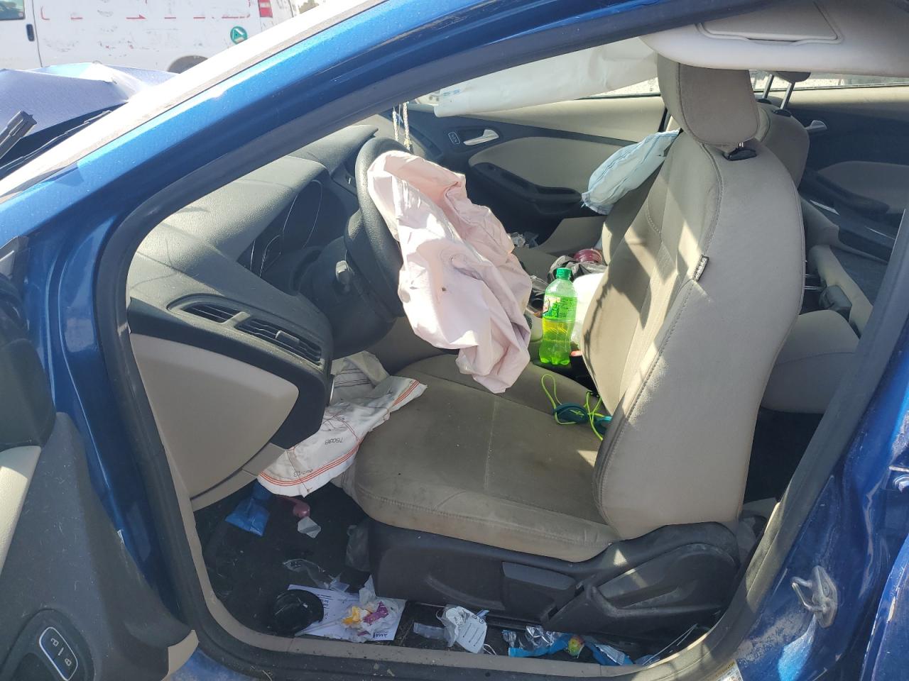 2018 Ford Focus Se VIN: 1FADP3F28JL269764 Lot: 84600695