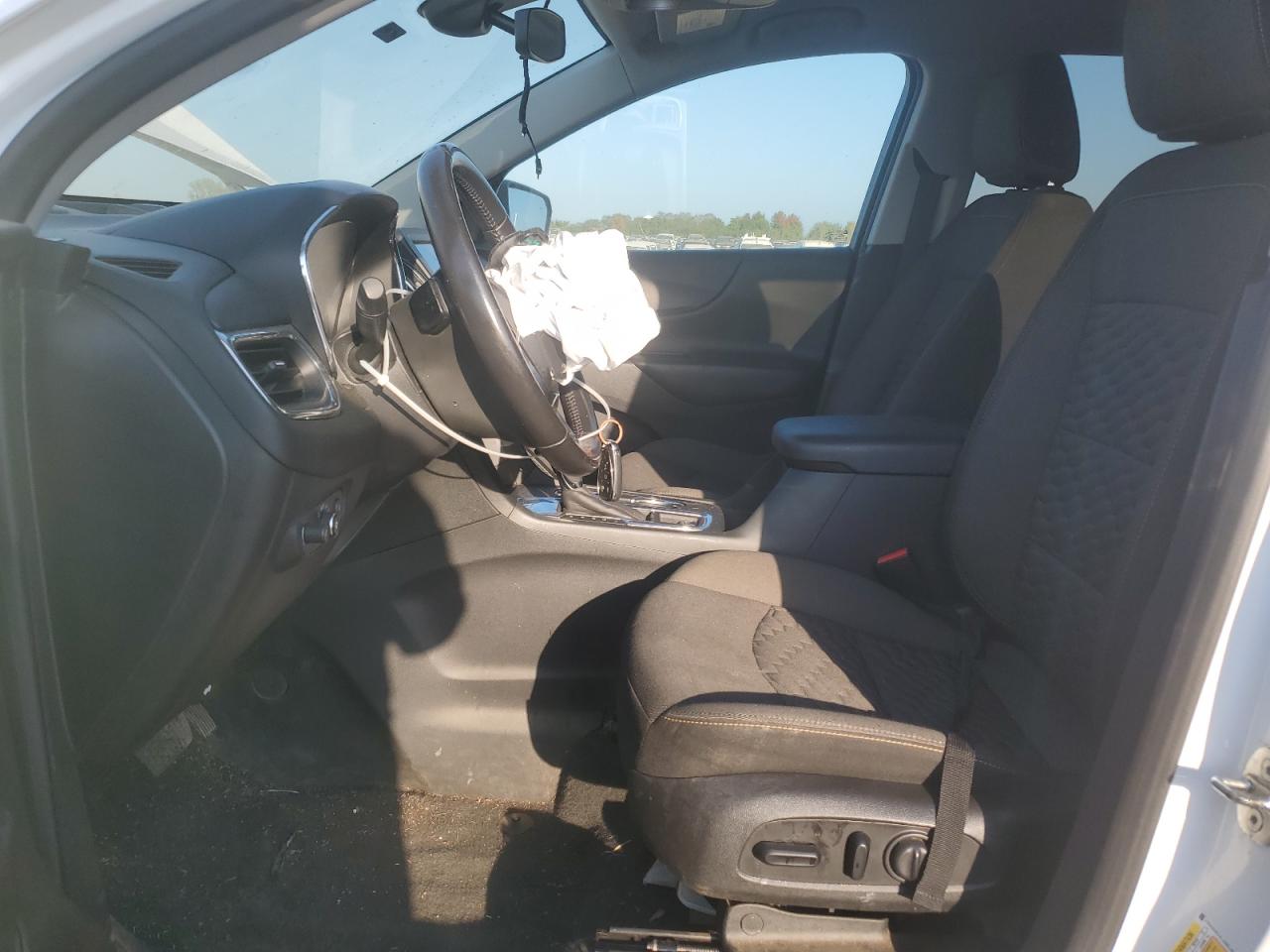 2020 Chevrolet Equinox Lt VIN: 3GNAXKEVXLS565148 Lot: 81035285