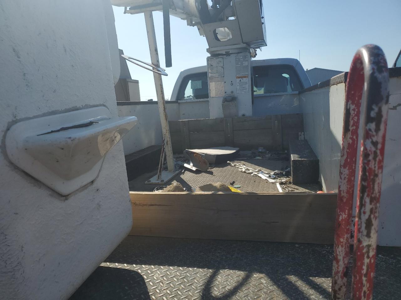 2015 Ford F550 Super Duty VIN: 1FDUF5HY1FEC27843 Lot: 80776405