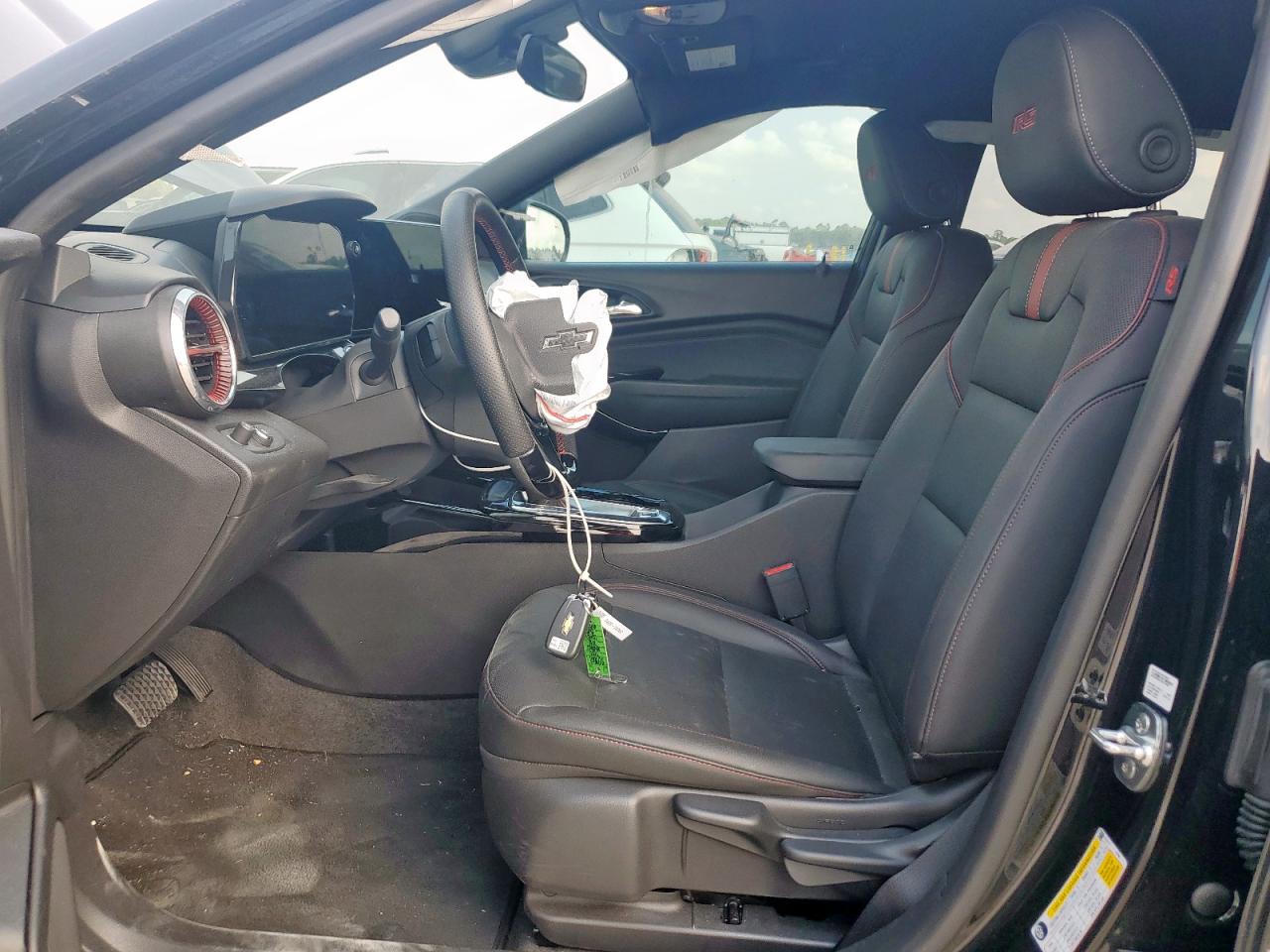 2025 Chevrolet Trax 2Rs VIN: KL77LJEP3SC129818 Lot: 81148995