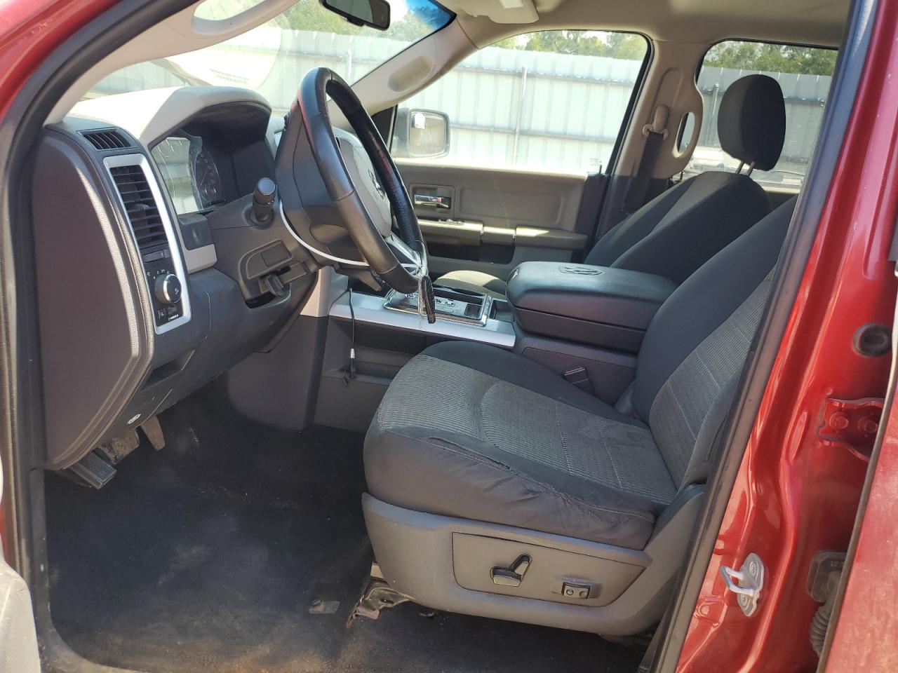 2010 Dodge Ram 1500 VIN: 1D7RV1CT5AS104113 Lot: 71408495