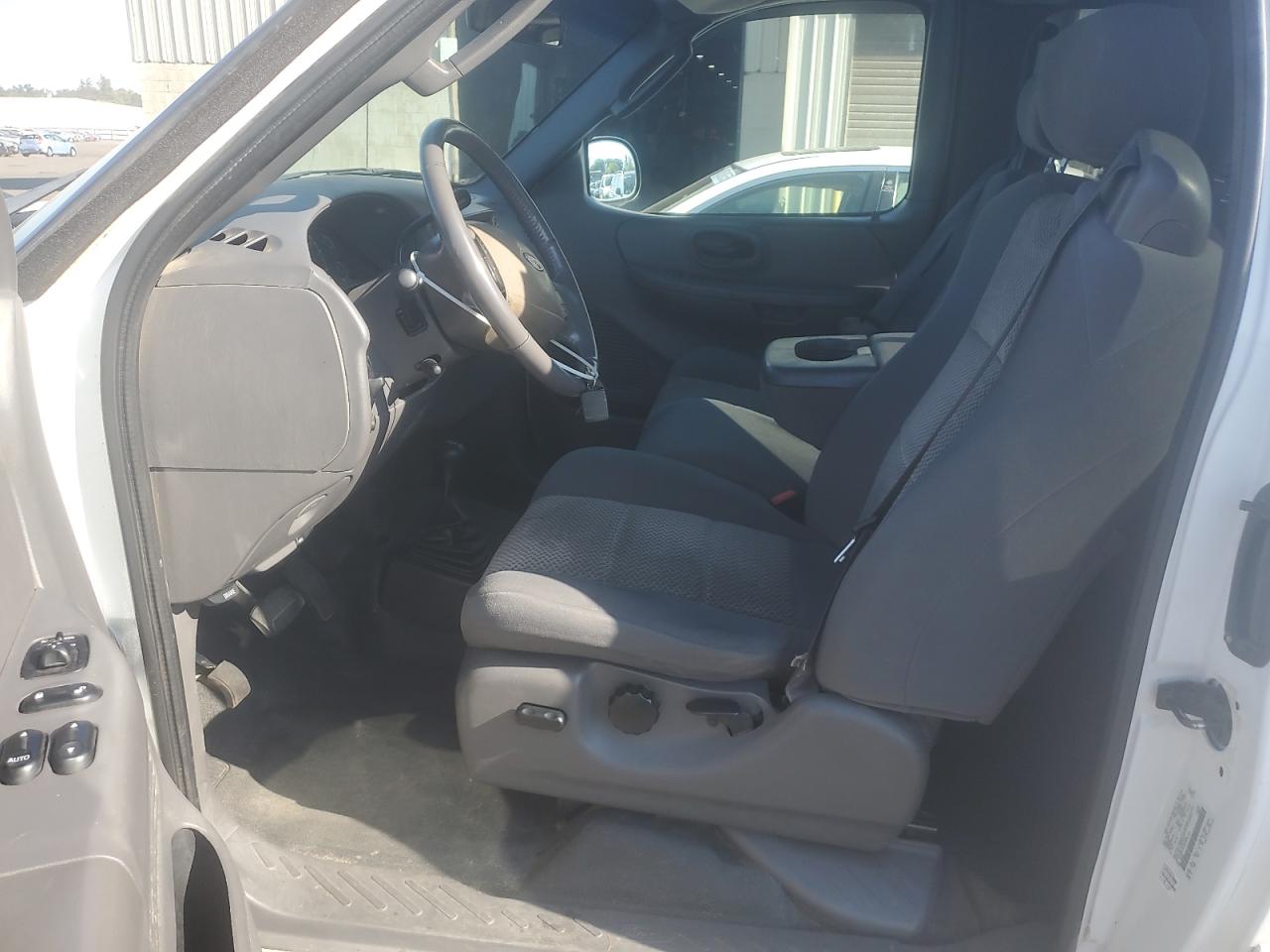 2002 Ford F150 VIN: 1FTRX18LX2NB95263 Lot: 82133435