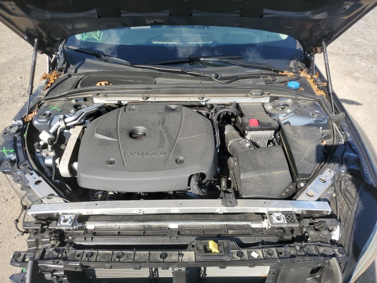 2019 Volvo S60 T5 Momentum VIN: 7JR102FK3KG009926 Lot: 81003675