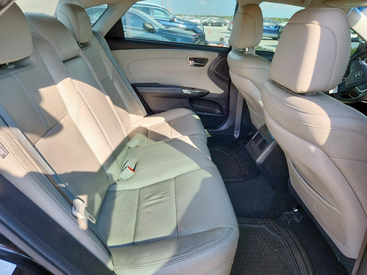 2015 Toyota Avalon Xle VIN: 4T1BK1EB8FU138658 Lot: 81306085