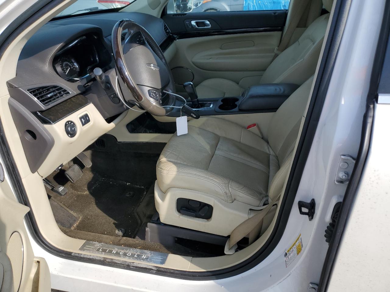 2018 Lincoln Mkt VIN: 2LMHJ5AT2JBL00287 Lot: 81638045