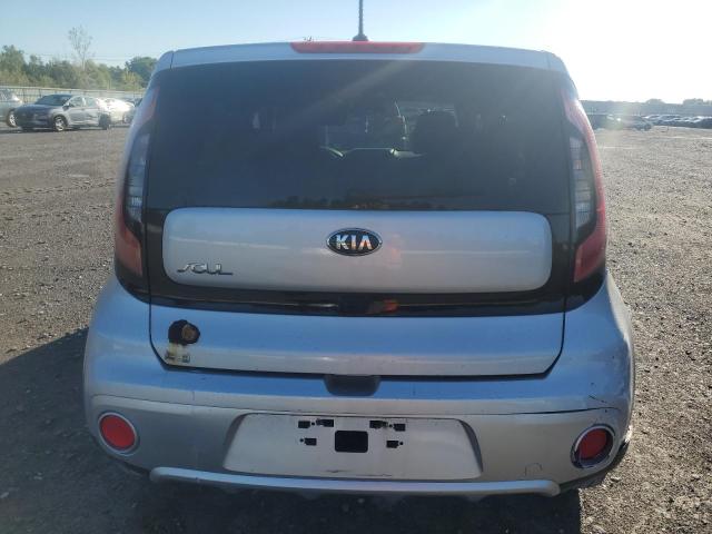  KIA SOUL 2017 Silver