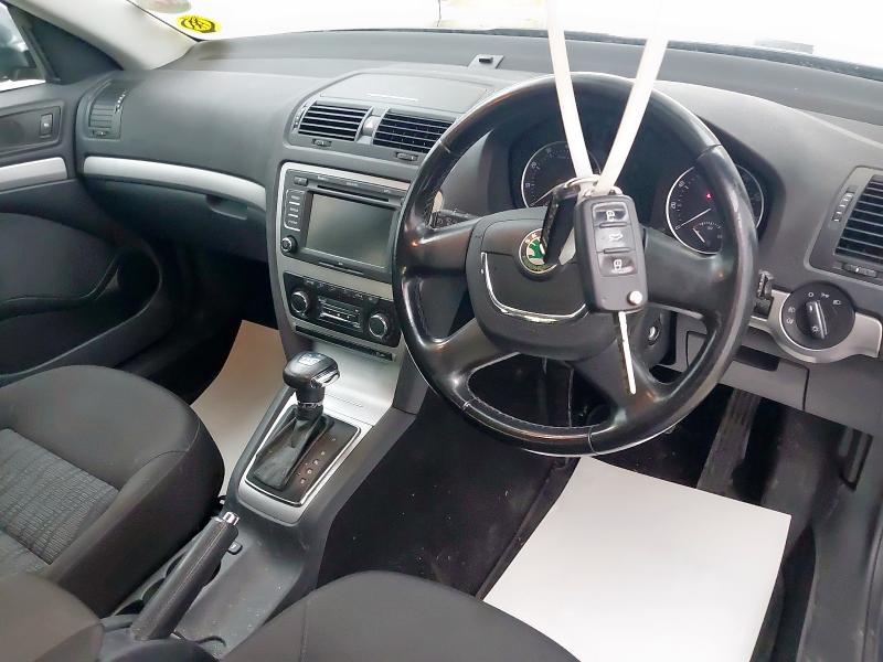 2010 SKODA OCTAVIA ELEGANCE