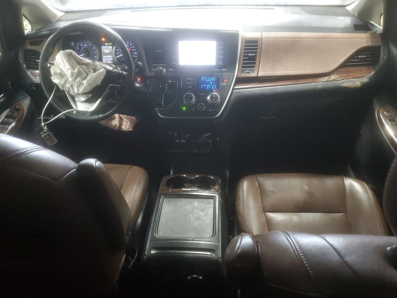 2018 Toyota Sienna Xle VIN: 5TDDZ3DC1JS200283 Lot: 83755835