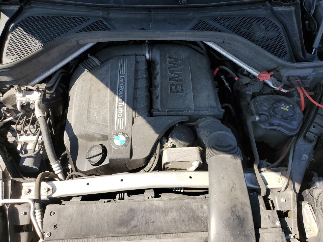 2015 BMW X5 xDrive35I VIN: 5UXKR0C58F0K52737 Lot: 70960235