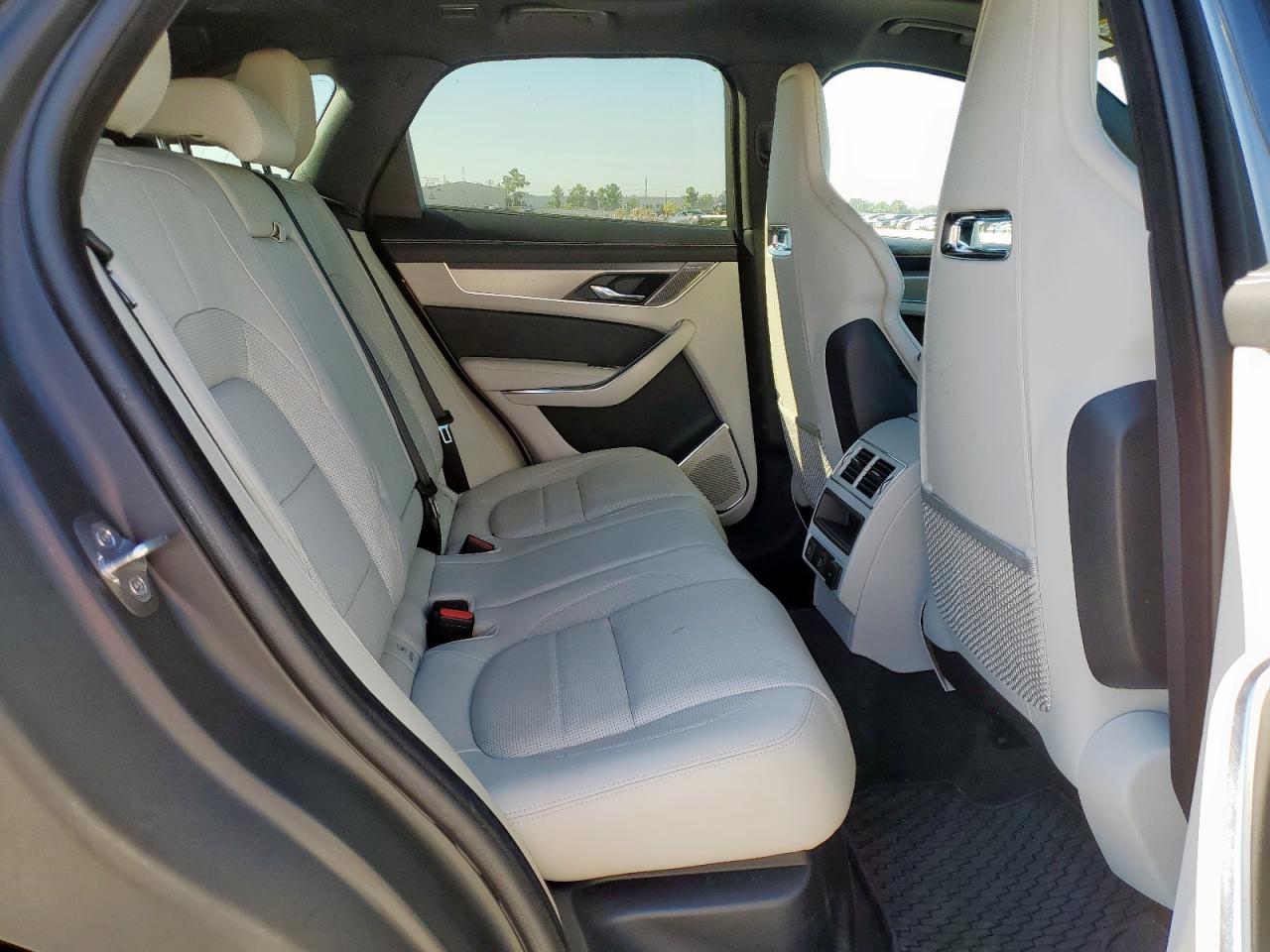 2024 Jaguar F-Pace R-Dynamic S VIN: SADCT2FU7RA733314 Lot: 84204955