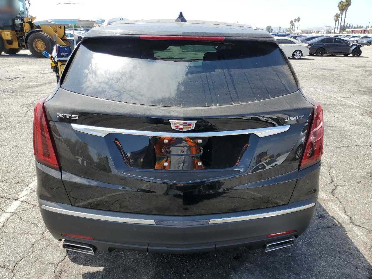 2025 Cadillac Xt5 Luxury VIN: 1GYKNAR40SZ127197 Lot: 70168125