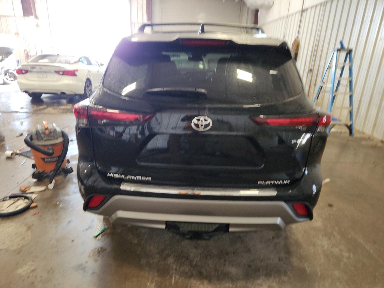 2025 Toyota Highlander Hybrid Limited VIN: 5TDEBRCH6SS672375 Lot: 72041445