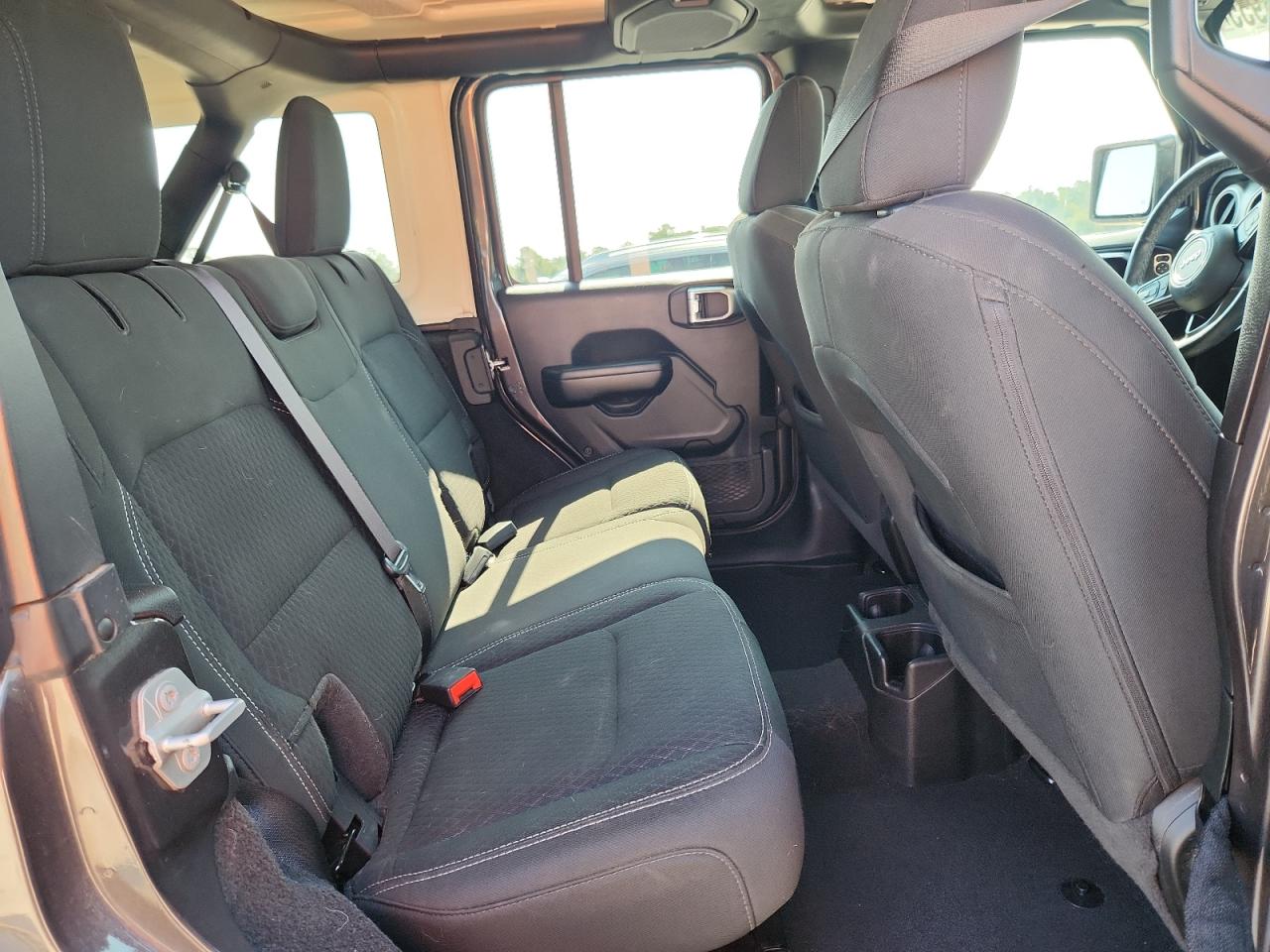 2021 Jeep Wrangler Unlimited Sport VIN: 1C4HJXDGXMW703169 Lot: 71436955