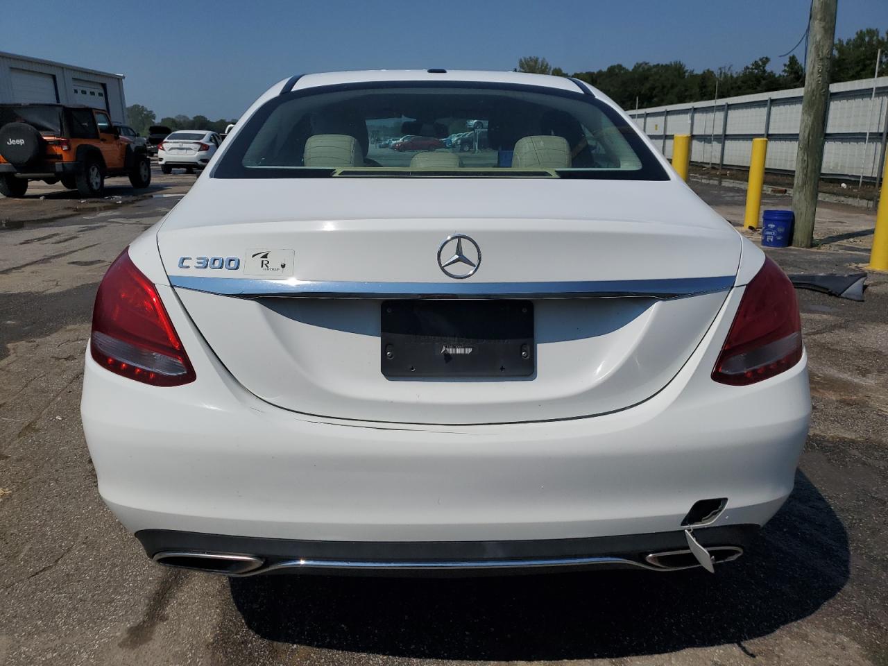 2017 Mercedes-Benz C 300 VIN: 55SWF4JB2HU180657 Lot: 80109065
