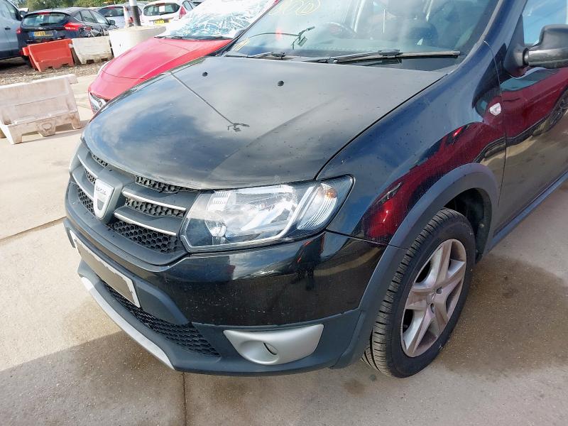 2015 DACIA SANDERO STEPWAY LAUREATE 
