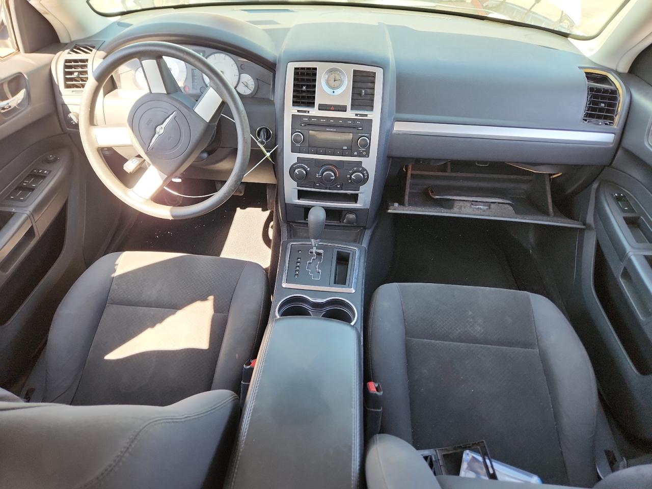 2010 Chrysler 300 Touring VIN: 2C3CA4CD2AH211430 Lot: 80914695