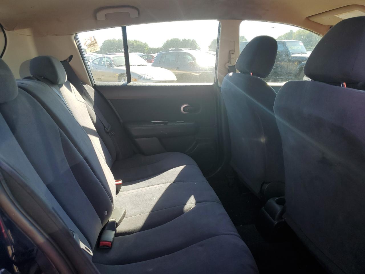 2008 Nissan Versa S VIN: 3N1BC13E88L359692 Lot: 80775525