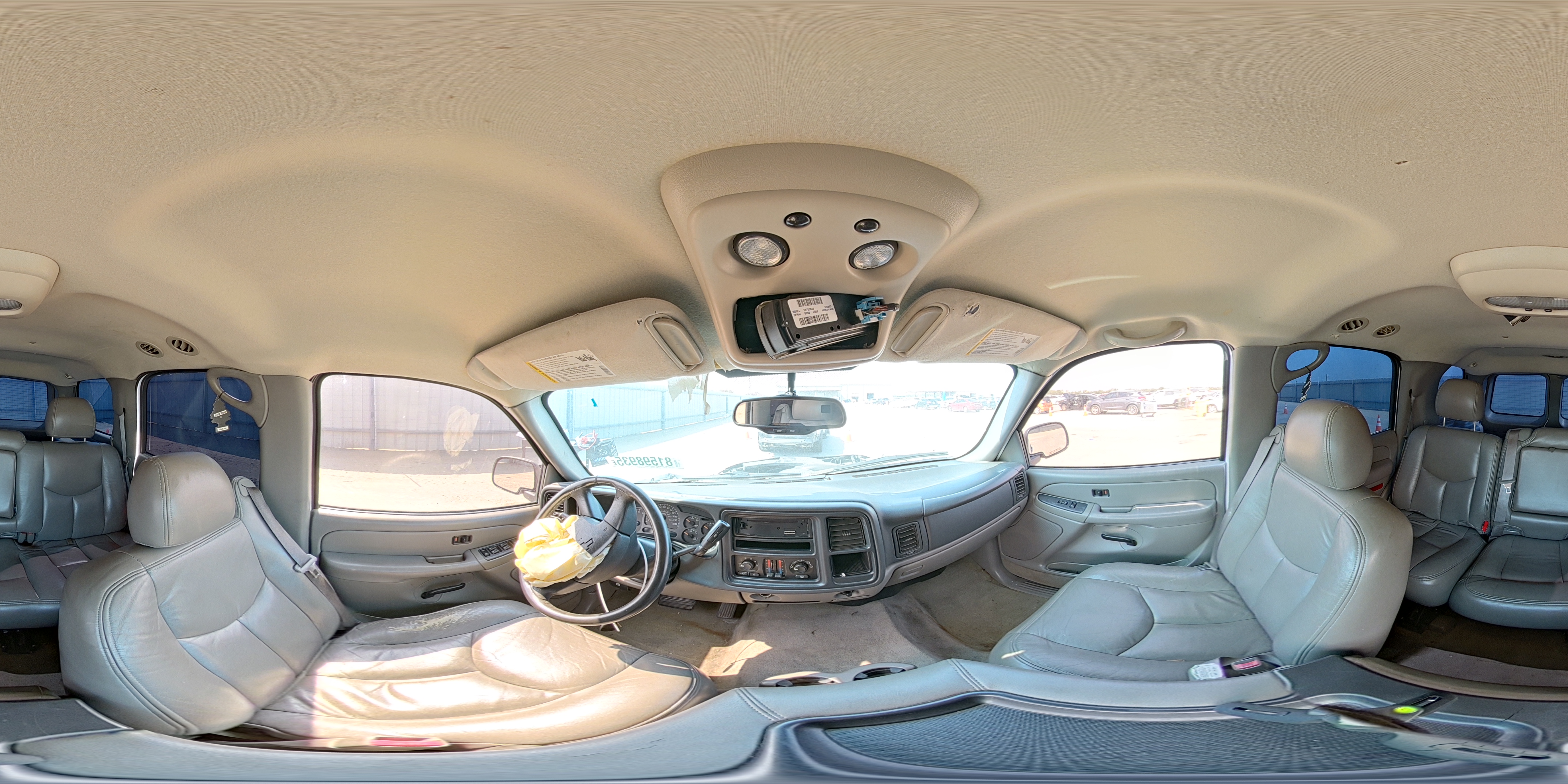 2004 Chevrolet Tahoe C1500 VIN: 1GNEC13V64R174187 Lot: 81598935