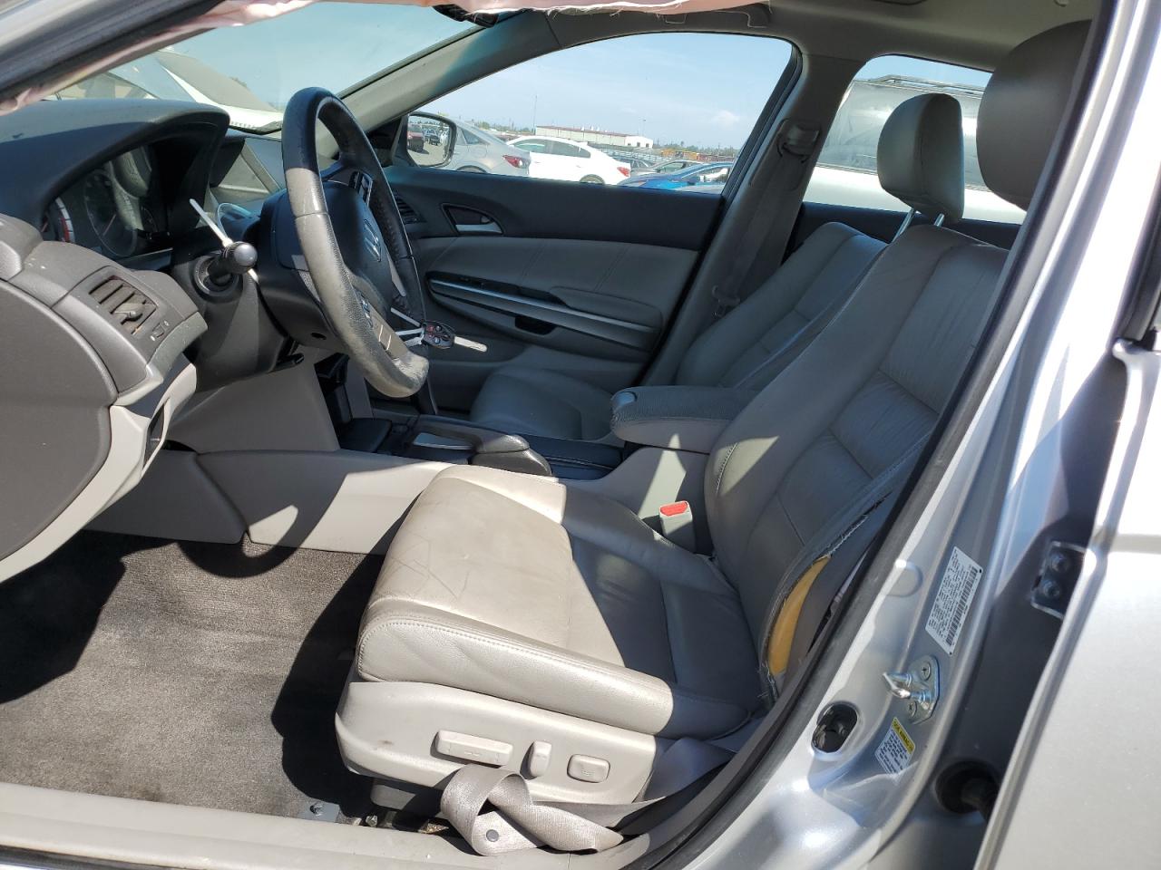 2010 Honda Accord Exl VIN: 1HGCP3F81AA000190 Lot: 71290545