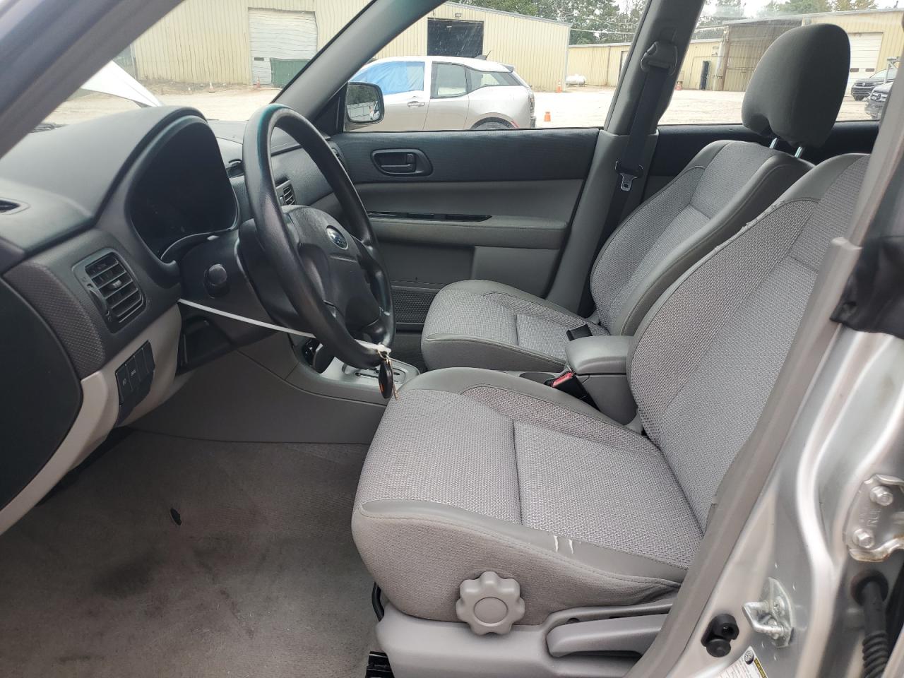 2004 Subaru Forester 2.5X VIN: JF1SG63684H740237 Lot: 81213055