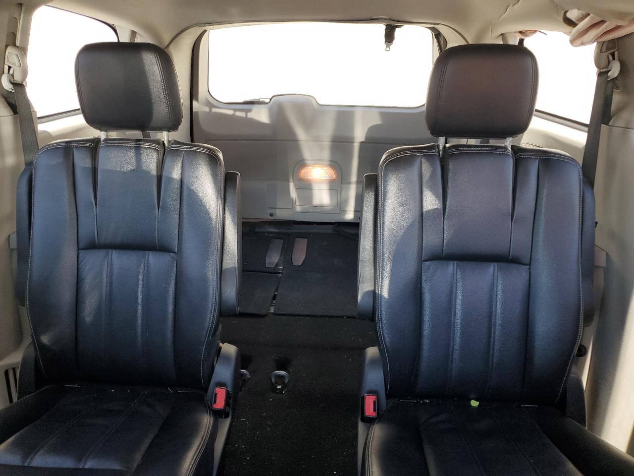 2014 Chrysler Town & Country Touring VIN: 2C4RC1BG2ER384178 Lot: 81752725