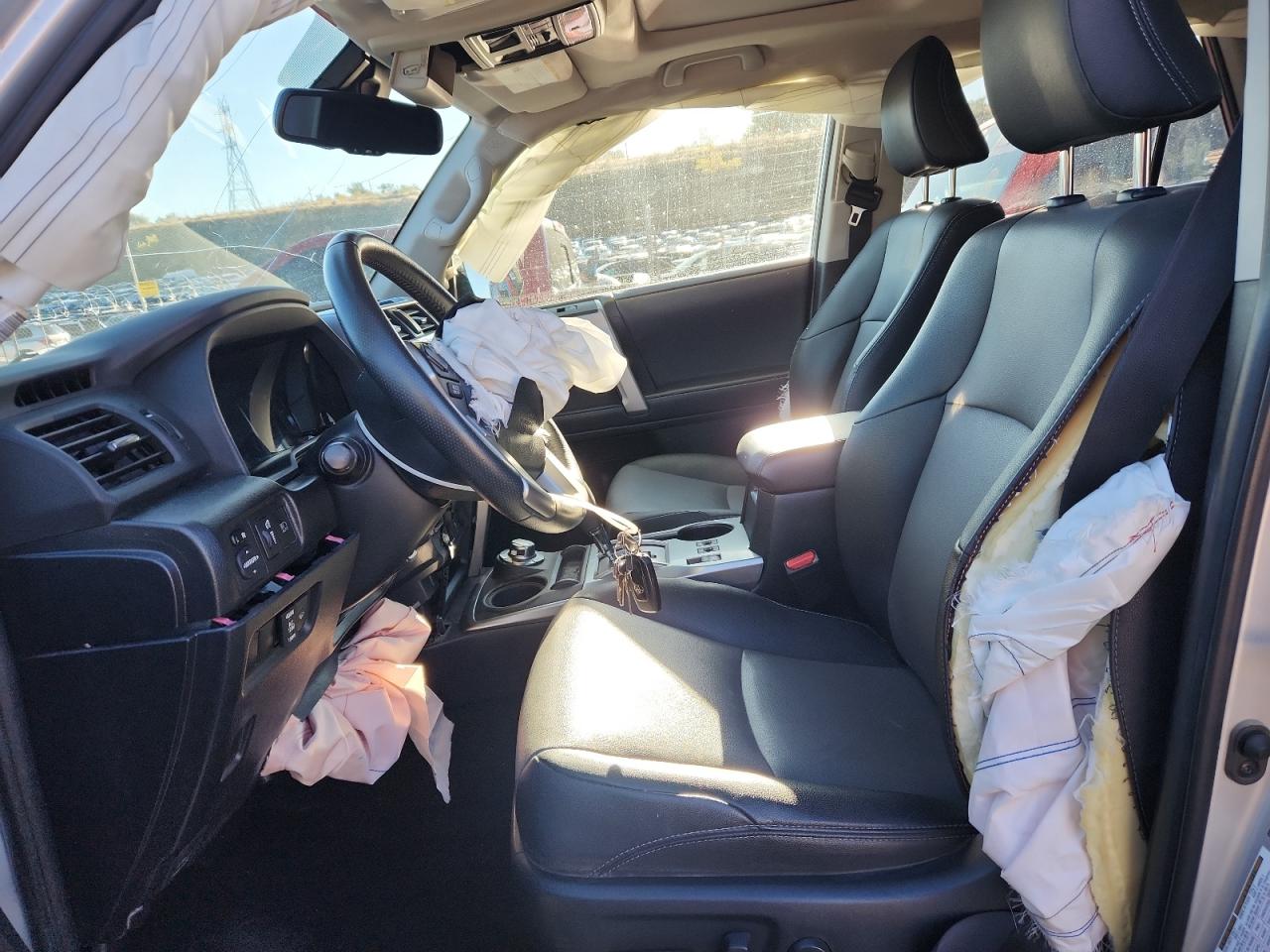 2022 Toyota 4Runner Sr5/Sr5 Premium VIN: JTENU5JR7N6003465 Lot: 84040365