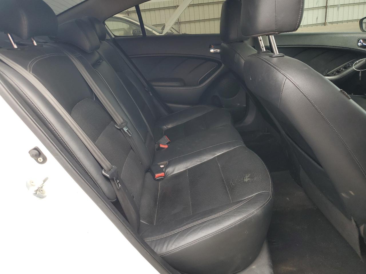 2015 Kia Forte Ex VIN: KNAFZ4A87F5373752 Lot: 84405455