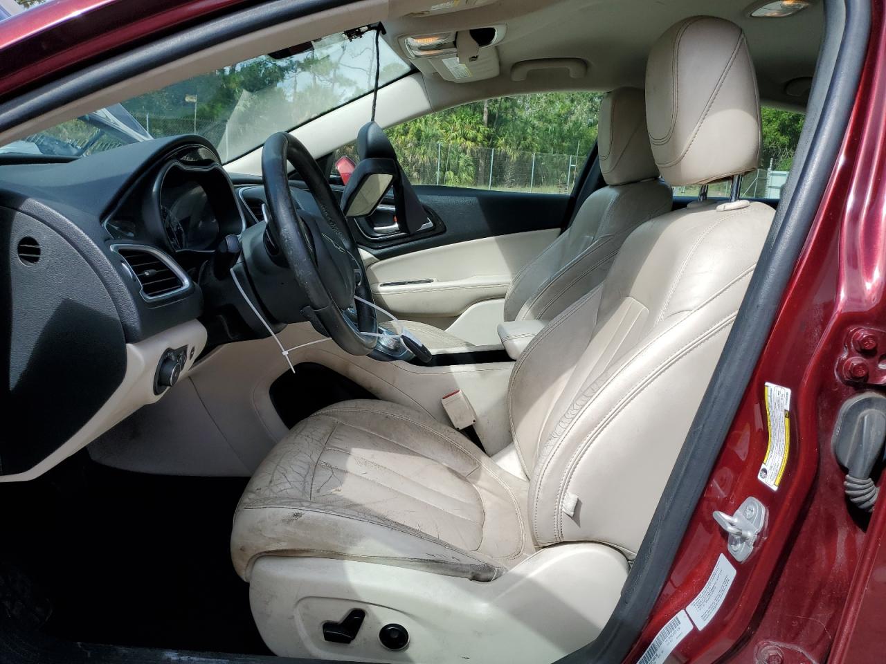 2015 Chrysler 200 C VIN: 1C3CCCEGXFN583298 Lot: 84180055