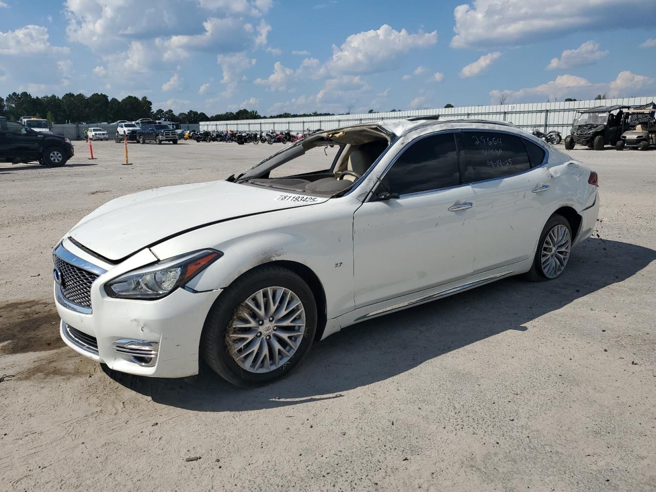 2015 Infiniti Q70L 3.7
