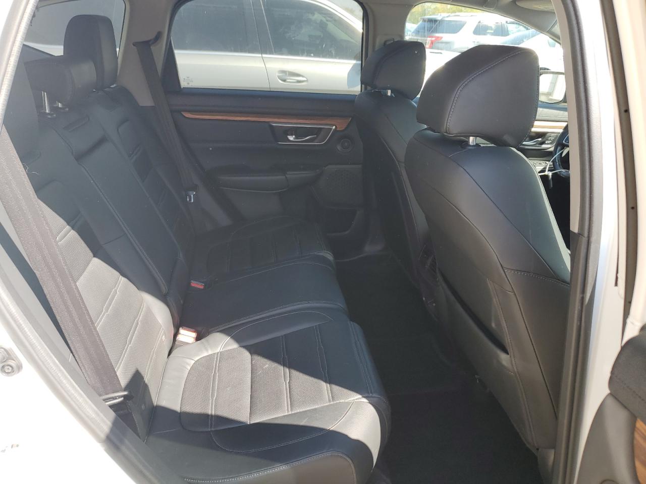 2019 Honda Cr-V Exl VIN: 2HKRW2H82KH649638 Lot: 84444635