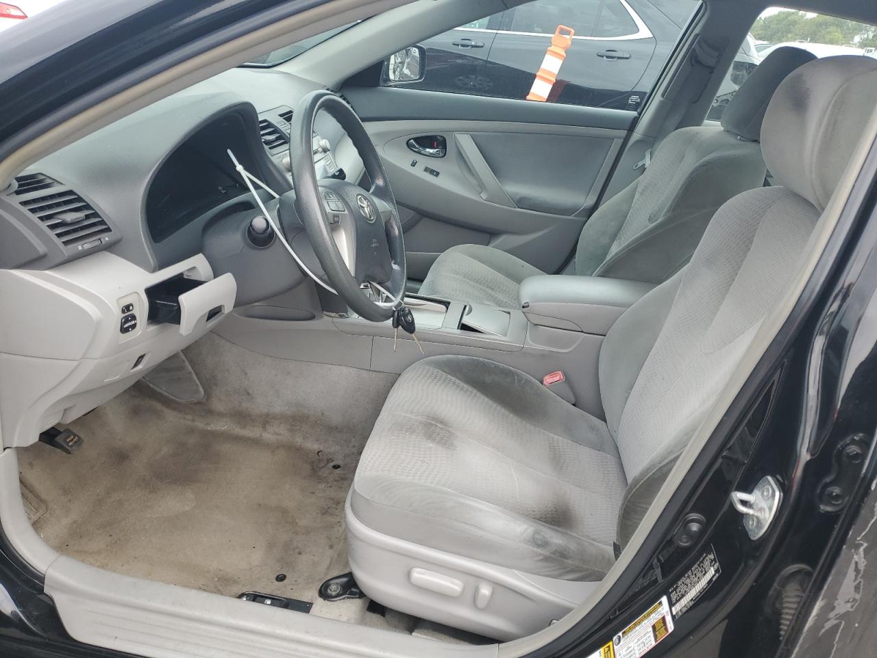 2010 Toyota Camry Base VIN: 4T1BF3EK7AU117020 Lot: 83771605