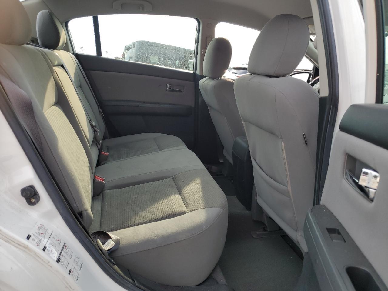 2011 Nissan Sentra 2.0 VIN: 3N1AB6AP7BL652801 Lot: 80705365